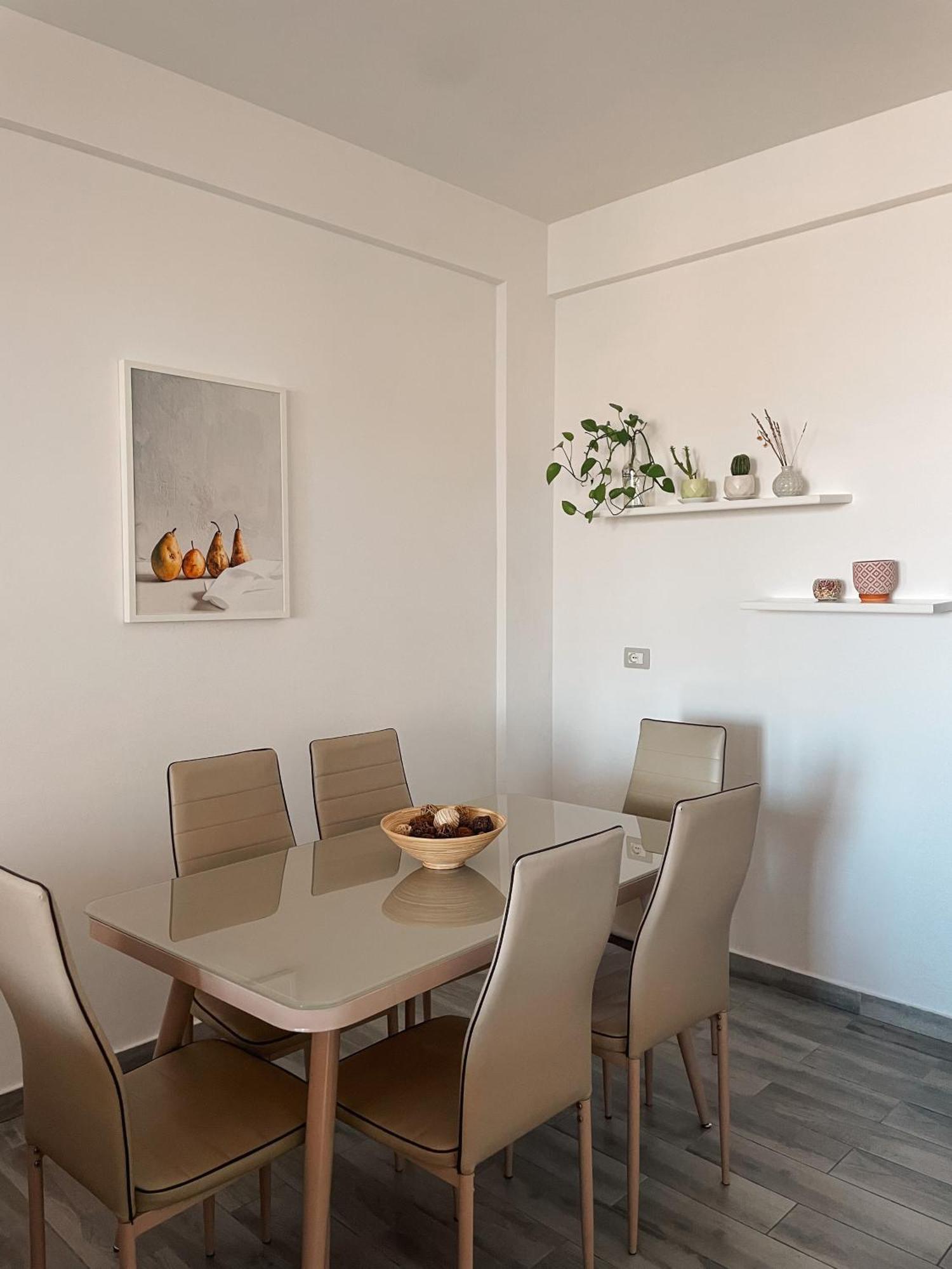 Aqua Holiday Apartments Vlorë Habitación foto